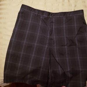 Men's golf shorts